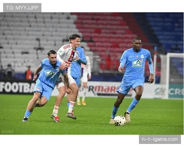 里昂状态火热，连胜战绩彰显强劲实力