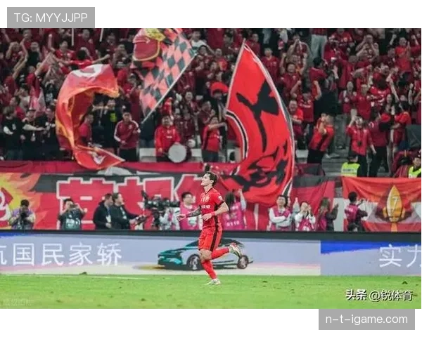 中超主场强队强势领跑，联赛争冠格局日趋白热化