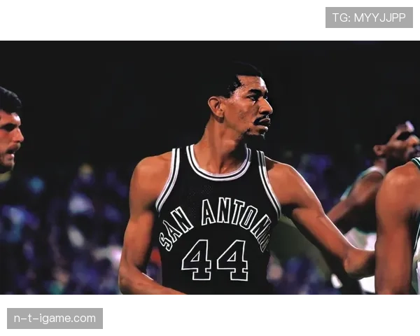 乔治·格文无球跑动改变进攻结构 拉开防守高效得分